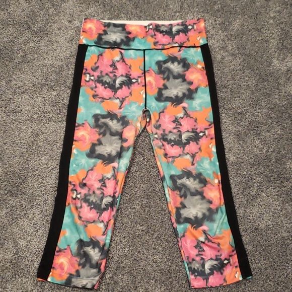 Floral Capri Leggings Women's Medium fbdrm - Picture 1 of 12